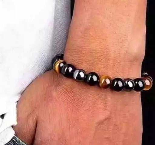 Triple Protection Bracelet to promote healing, preventing diseases, frequent injuries & mishappenings. (Unisex)